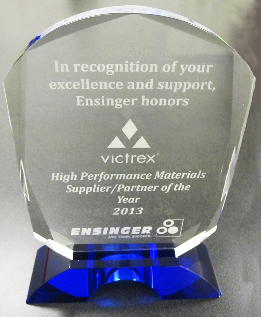 Premio Ensinger  a Victrex - Fornitore dell'anno 2013 -  © Victrex
