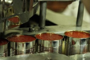 biocopac cans with tomato